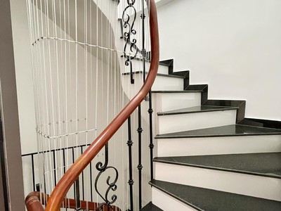 Bán nhà quan nhân thanh xuân, gần phố oto tránh vỉa hè kinh doanh, dt63m2 nhỉnh 23 tỷ 3