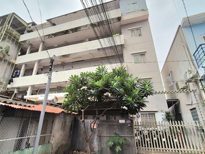 Ngộp bank bán tòa chdv hầm 4 tầng, gần 1000m2 sd cách đh công nghiệp - gò vấp 300m 3