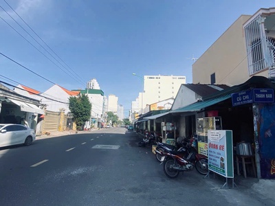 Bán đất có nhà cấp 4 cũ vĩnh hải gần hòn chồng nha trang  mặt tiền đường thanh nam   diện tích: 0