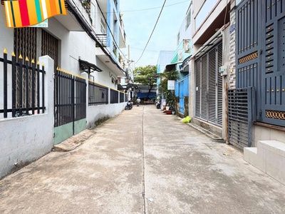 Nhà đẹp 3 tầng hương lộ 2 bt 50m2 hxh 6m thông chỉ 3 tỷ nhỉnh nhỉnh. 3