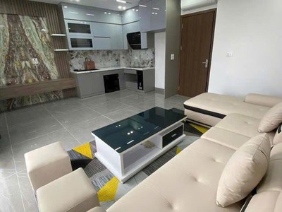 Nhỉnh 10 tỷ siêu hiếm tại ái mộ cận kề đường hồng tiến 1