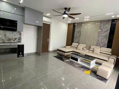 Nhỉnh 10 tỷ siêu hiếm tại ái mộ cận kề đường hồng tiến 2