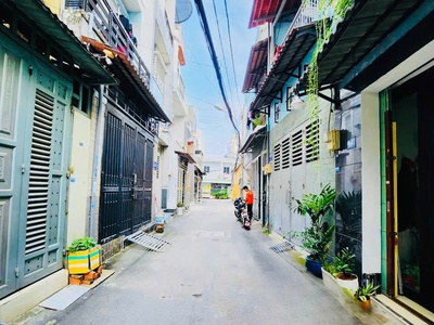 Bán nhà hẻm ô tô phạm văn chiêu gò vấp   2 tầng ở ngay   sổ riêng   chỉ 4 tỷ 980 tl 0