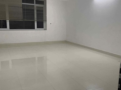 Cho thuê nhà mặt đường tuyến 2 Quán Nam . Làm spa , văn phòng ok 0