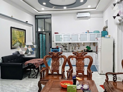 Bán nhà hẻm ô tô thông cách võ nguyên giáp 20m 2