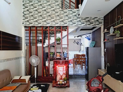 Bán gấp nhà đường số 3 bhh a hẻm 6m gần mặt tiền 45m2,3 tầng nhỉnh 5 tỷ 0