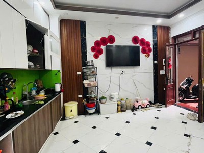 Nhà Bùi Xương Trạch   gần phố, yên tĩnh   32m2   7.7 Tỷ 2