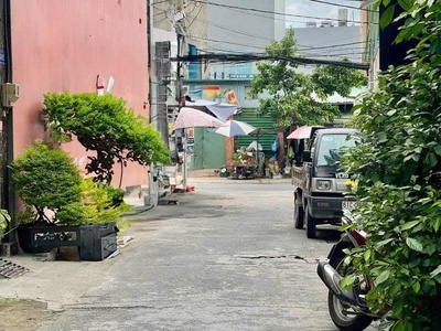 Bán nhà xe hơi ngủ trong nhà, Phạm Văn Bạch, Tân Bình, DT 84m2, 4 tầng chỉ 12 tỷ 0935767286 0