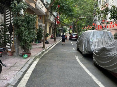 Khu Phân lô cán bộ Quân Đội - Mặt tiền bề thế 5.2M - Lô góc 3 thoáng - Sổ vuông đẹp - An ninh tốt. 0