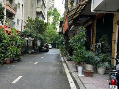 Khu Phân lô cán bộ Quân Đội - Mặt tiền bề thế 5.2M - Lô góc 3 thoáng - Sổ vuông đẹp - An ninh tốt. 1