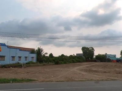 Đất TP Gò Công SHR 100m2   Gần THCS Bình Đông   Giá 700 triệu   Khu dân cư hiện hữu 0