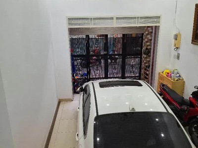 2 mt ô tô, 4 tầng x 60m2, sổ a4 , chỉ 11.8 tỷ, nguyễn hồng đào 0