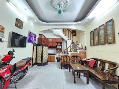 Bán nhà nguyễn chính, hoàng mai, 7m ra ô tô, nhà dân xây, 26m2, 5.25 tỷ 0