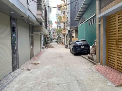 Bán nhà đường giải phóng hoàng mai - nhà xây mới thuộc khu phân lô - ô tô tránh nhau 0