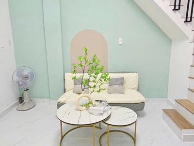 Nhà 2 tầng mới, nở hậu sát hẻm ôtô hưng phú p10.q8. giá 2,78 tỷ bớt lộc 0