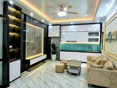 Bán nhà la thành ngõ thông, 37m2 mặt tiền rộng, 5 tầng giá chỉ 4,4 tỷ rất hiếm 0