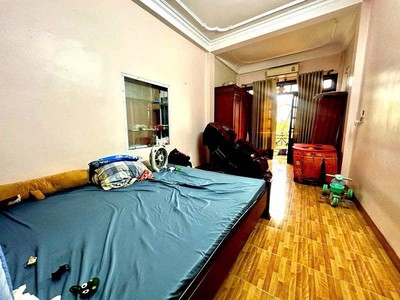 Bán nhà đường thành, 85m2, 3 tầng, mặt tiền 3.3m, 23.5 tỉ, kinh doanh homestay đỉnh 1