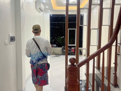 Chính chủ bán nhà 5 tầng mới xây   trung tâm khu ba la, hà đông   chỉ nhỉnh 150tr/m2 1