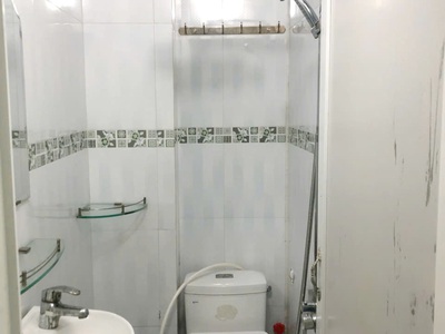 Nhà trệt 3 lầu, sát hẻm ôtô, 345/ trần hưng đạo p. cầu kho q1 2