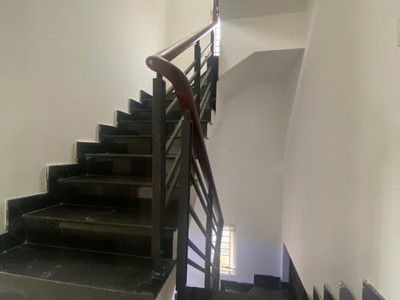 Bán gấp- 4 tầng- 60m2- trần xuân soạn- quận 7- nhỉnh 9 tỷ 2