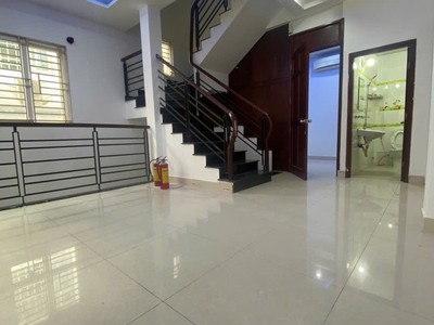 Bán gấp- 4 tầng- 60m2- trần xuân soạn- quận 7- nhỉnh 9 tỷ 4