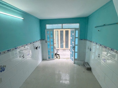 Nhà sổ hồng riêng 1 lầu đường trương thị hoa ngay siêu thị metro q12 3