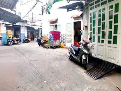 Nhà 5 tầng hẻm thông ba đình p8q8. giá: 4.3 tỷ 3