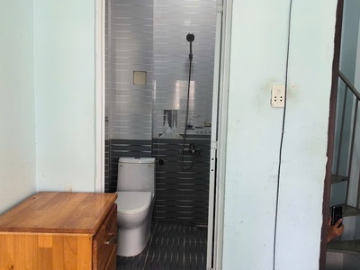 Chính chủ bán nhà nhỏ đẹp shr số  571/34s đường cách mạng tháng 8, quận 10 ,tp.hcm. 3