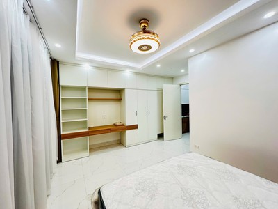 Ô tô phân lô thang máy hoàng quốc việt 60m 6t, mt 5m, nhỉnh 25 tỷ 3