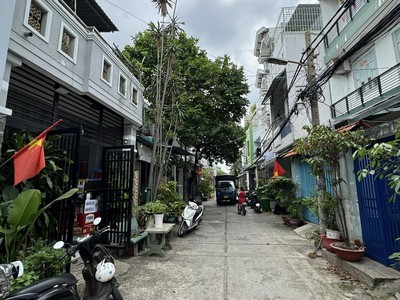 Bán nhà 60/ đường số 4 - gò xoài. bình hưng hoà a. q btdt: 4 x 16. 1 lầu 2pn 1p thờ   st giá: 5.5 4