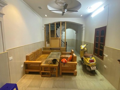 Tt cầu giấy - kinh doanh - lô góc-diện tích rộng - ở ngay - ô tô qua nhà 2