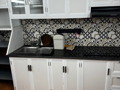 Cho thuê căn hộ tập thể tầng 1 đường thành, 50m2, 6.5 triệu 0
