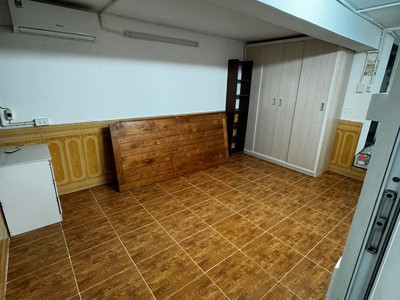 Cho thuê căn hộ tập thể tầng 1 đường thành, 50m2, 6.5 triệu 3