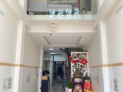 Bán nhà 70m , 4 tầng, 5pn, 5wc, âu cơ, tân bình, 9.9 tỷ 1