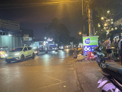 Bán nhà mặt tiền 4,5x30m giá 13 tỷ đường tô ký 0