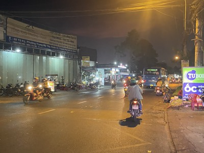 Bán nhà mặt tiền 4,5x30m giá 13 tỷ đường tô ký 1