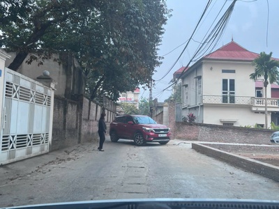 Cần bán 68,6m đất đường thông oto tránh, kinh doanh thoải mái, tại hữu nghị, xuân khanh, sơn tây, 4