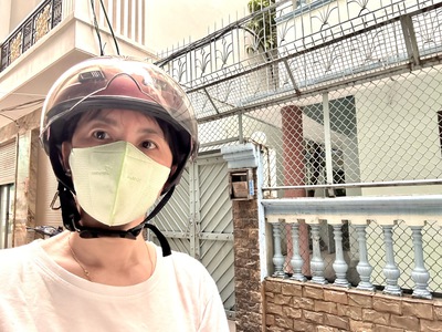 Nhà bán đường hoàng diệu xây cất theo kiểu biệt thự pháp- có bề ngang lớn -xe hơi ngủ trong sân nhà 0