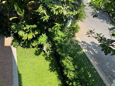 Bán biệt thự sân vườn cao cấp khu compound thảo điền 2   nguyễn văn hưởng, tp. thủ đức 1