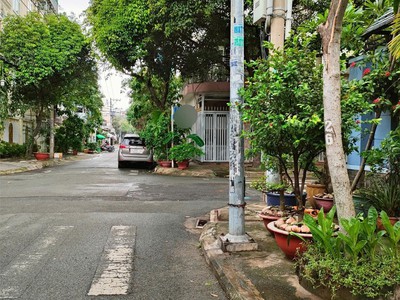 Bán nhà 70m , 4 tầng, 5pn, 5wc, âu cơ, tân bình, 9.9 tỷ 3