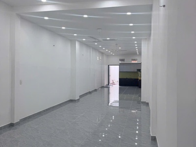 Bán nhà mặt tiền đường bùi văn ngữ   hóc môn   diện tích khủng 4.1 x 52m   nhà mới chưa qua sử dụng 0
