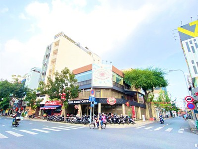 Bán nhà mặt tiền trung tâm quận 3   43a lý chính thắng 3
