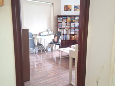 Bán nhà 3 tầng   vị trí đẹp   ngay trung tâm thủ đức  q2 cũ 4