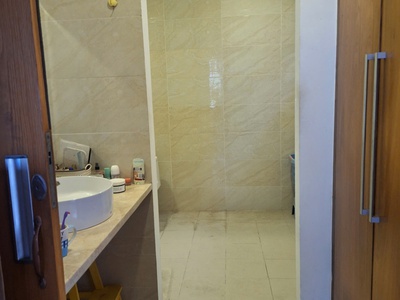 Bán nhà 3 tầng   vị trí đẹp   ngay trung tâm thủ đức  q2 cũ 2