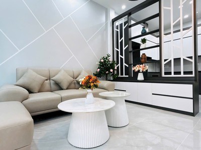 Bán nhà 3 tầng ngõ đường Nguyễn Lương Bằng, TP HD, 43.8m2, mt 7.2m, 3 ngủ, 2vs, 2.28 tỷ 0
