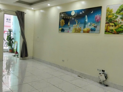 Bán căn hộ 74m  tầng đẹp, ban công hướng Nam tại KĐT Thanh Hà Cienco 5  Có thể cải tạo thành 3 ngủ 2