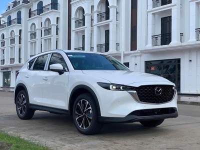 Cần bán xe mới 100 chưa lăn bánh New Mazda Cx5 luxury vin 2024 4