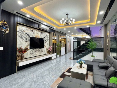 Căn nhà cực kỳ tiềm năng tại Tân An, Long An   nhà 1 trệt 2 lầu, thiết kế hiện đại, giá chỉ 2,3 T 3