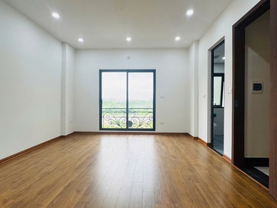 Bán nhà 5 tầng - 35m2 - việt hưng - long biên - ngõ thông - xe con đỗ cửa - nhỉnh 5 tỷ 3