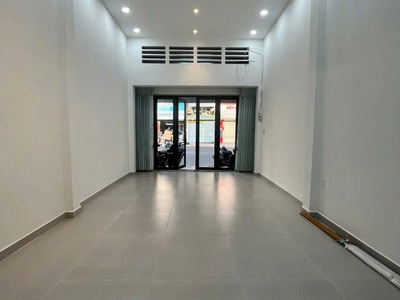 Bán nhà mặt tiền nguyễn kiệm   3 tầng   4x11.5m   khu sầm uất gần bv 175, giá chỉ 7.45 tỷ 2